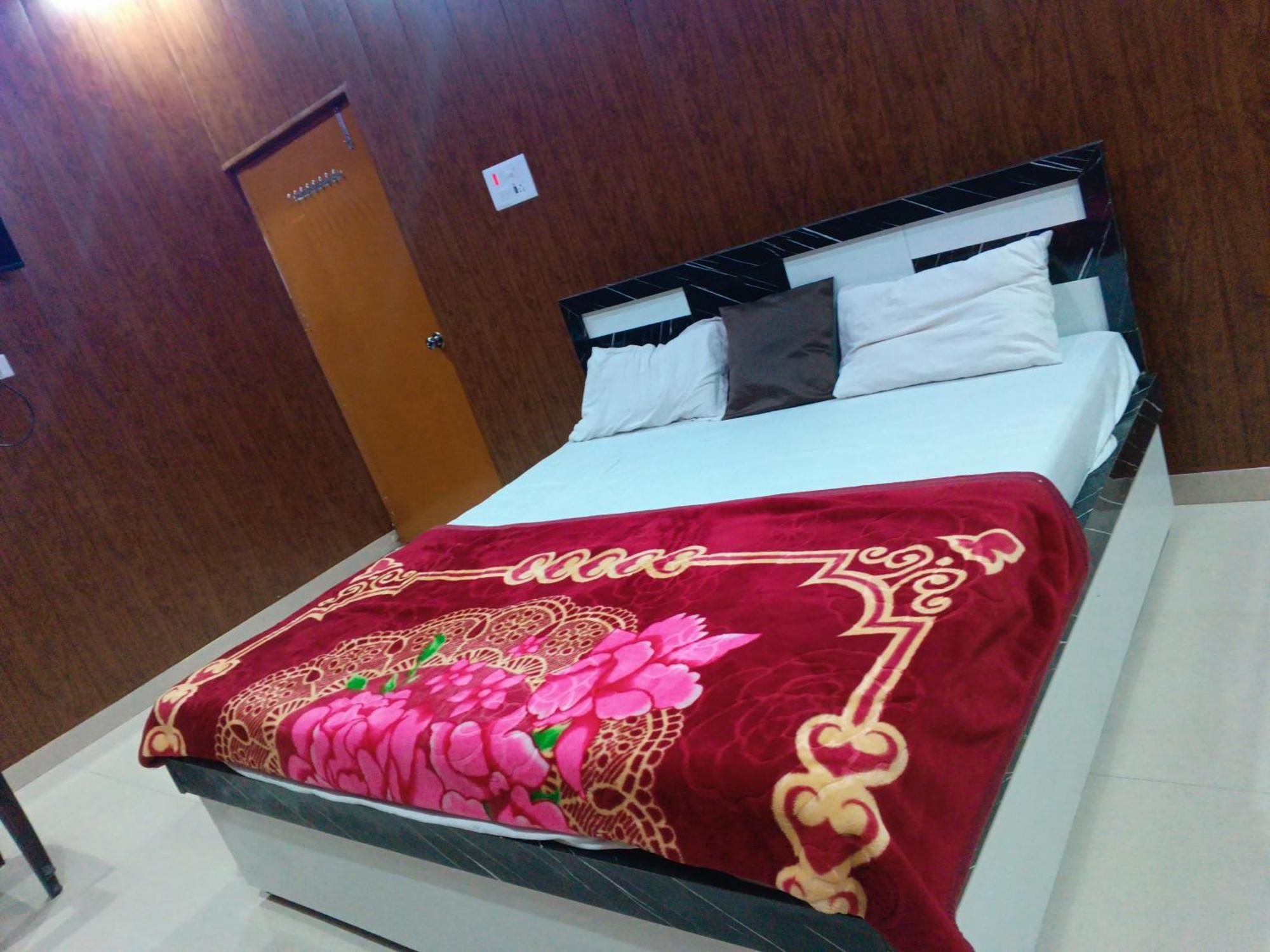 La Ayodhya Residency Hotel Exterior photo